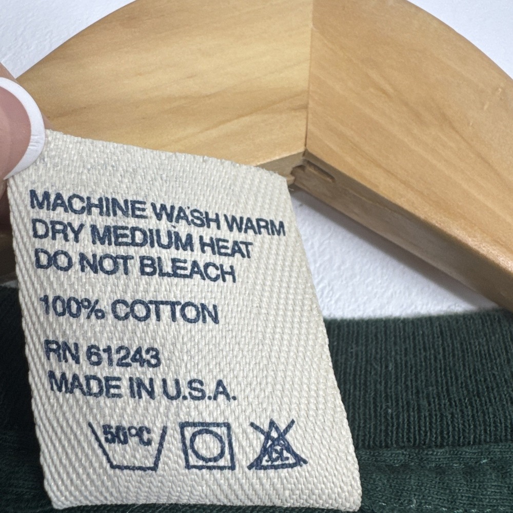 Vintage T-Shirt Size Large Green Single Stitch Nature Bear Made USA 100% Cotton - Picture 6 of 7